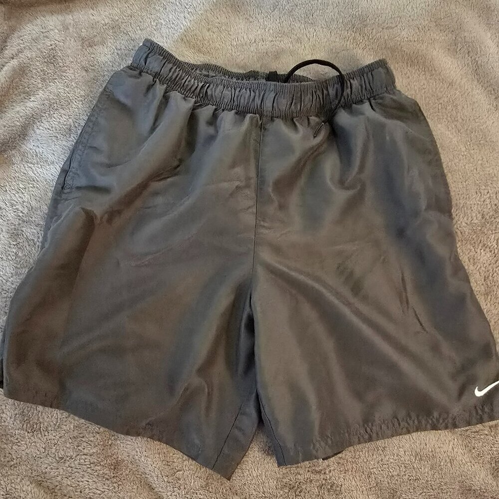 Mens Nike Gray Athletic Shorts Size M
